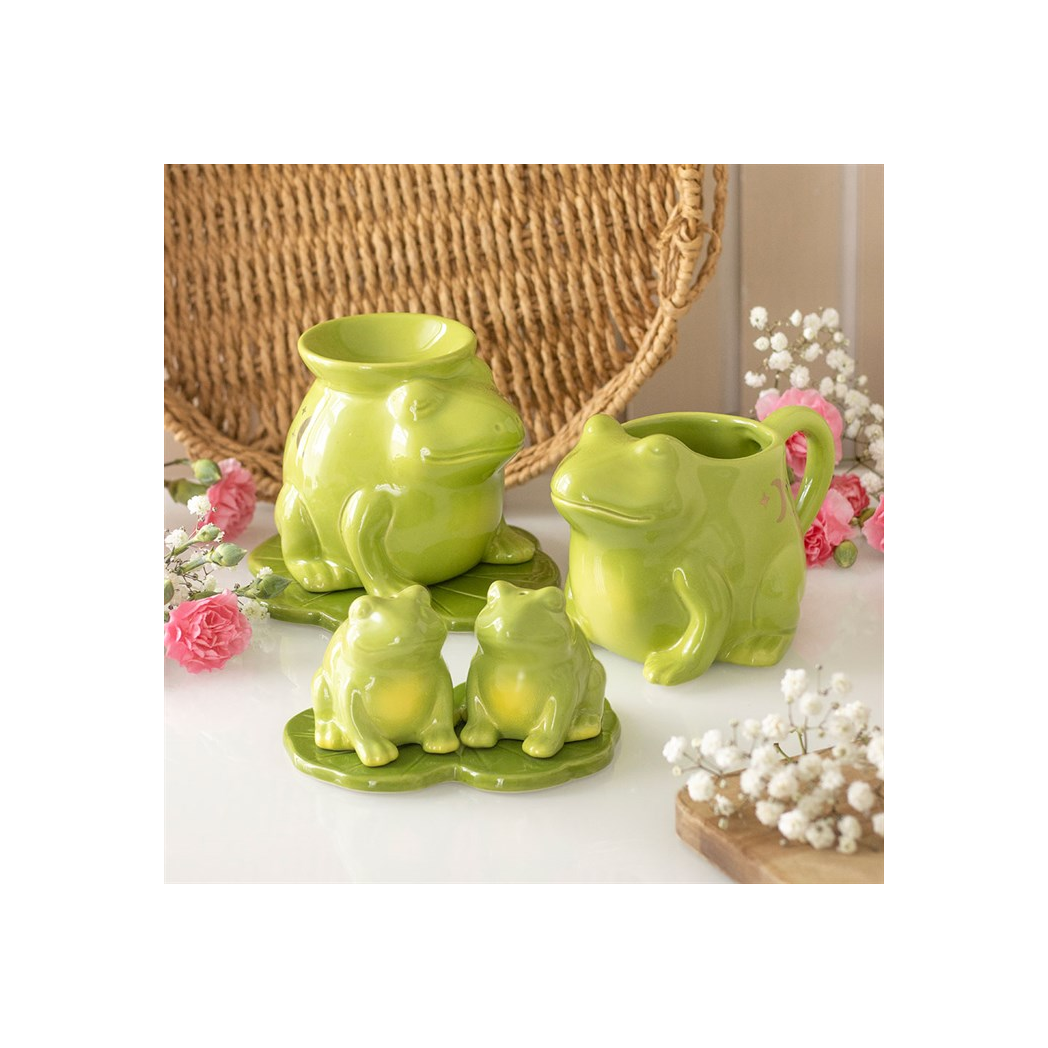 Luna Frog Shaped Oil Burner