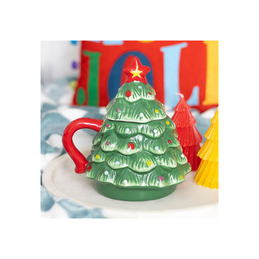 Nostalgic Christmas Tree Mug