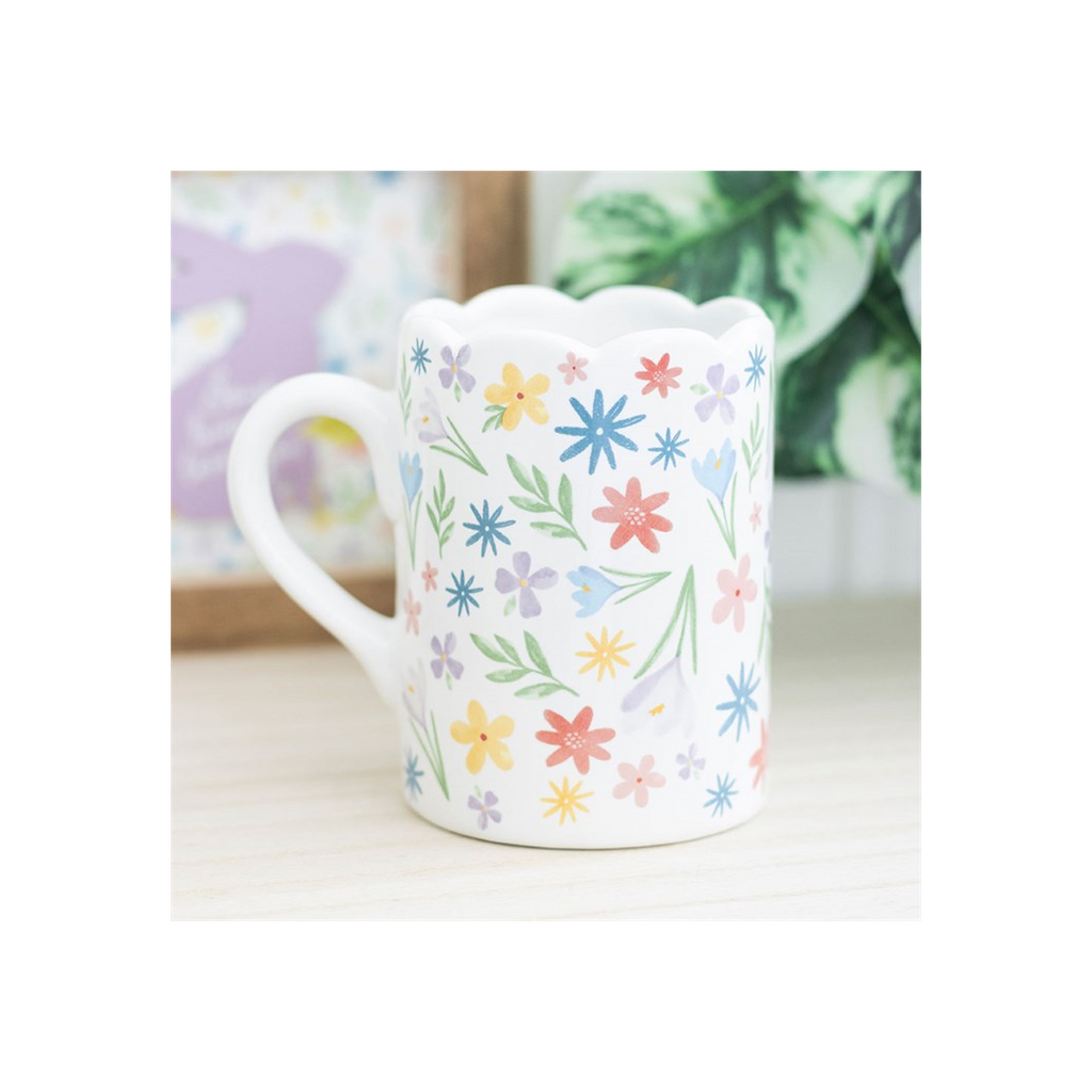 Spring Floral Print Scalloped Mug