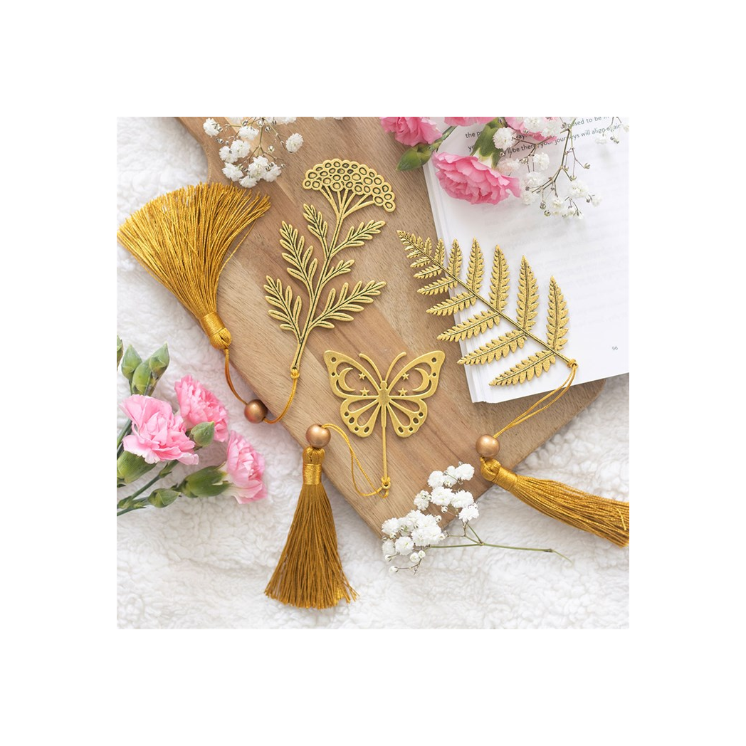 Set of 24 Luna Bloom Metal Leaf Bookmarks
