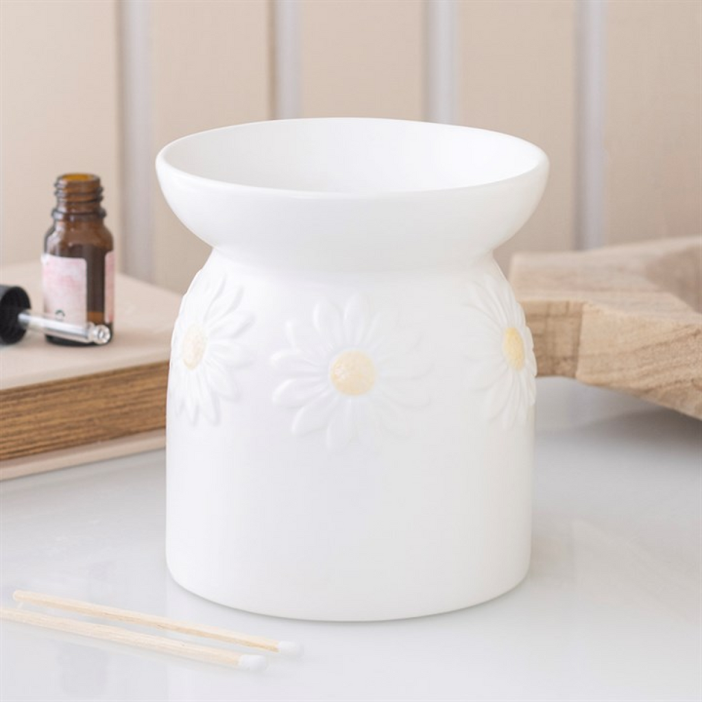 White Daisy Chain Oil Burner